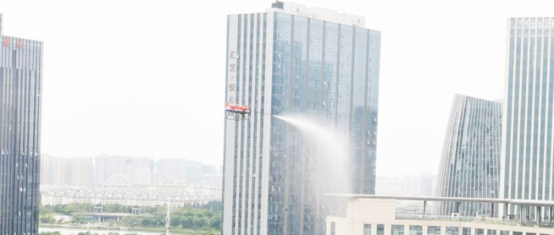 國(guó)家統(tǒng)計(jì)局局長(zhǎng)康義一行到獵鷹消防科技調(diào)研，觀看獵鷹裝備演練